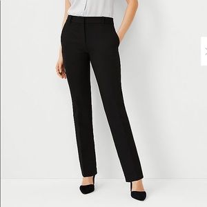 Ann Taylor straight pant in black size regular 2 NWT
